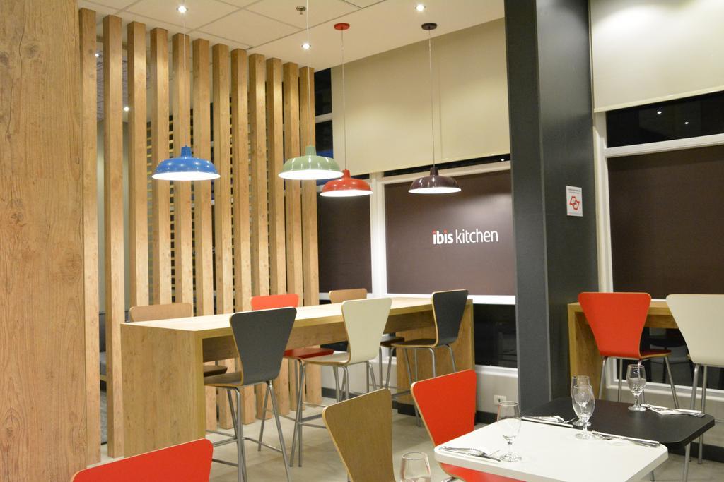 ibis Jacarei Hotel Bagian luar foto